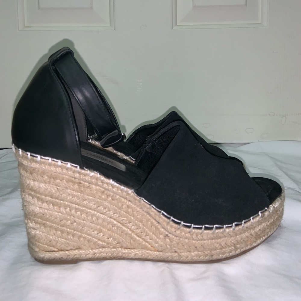 Steve Madden Wedges